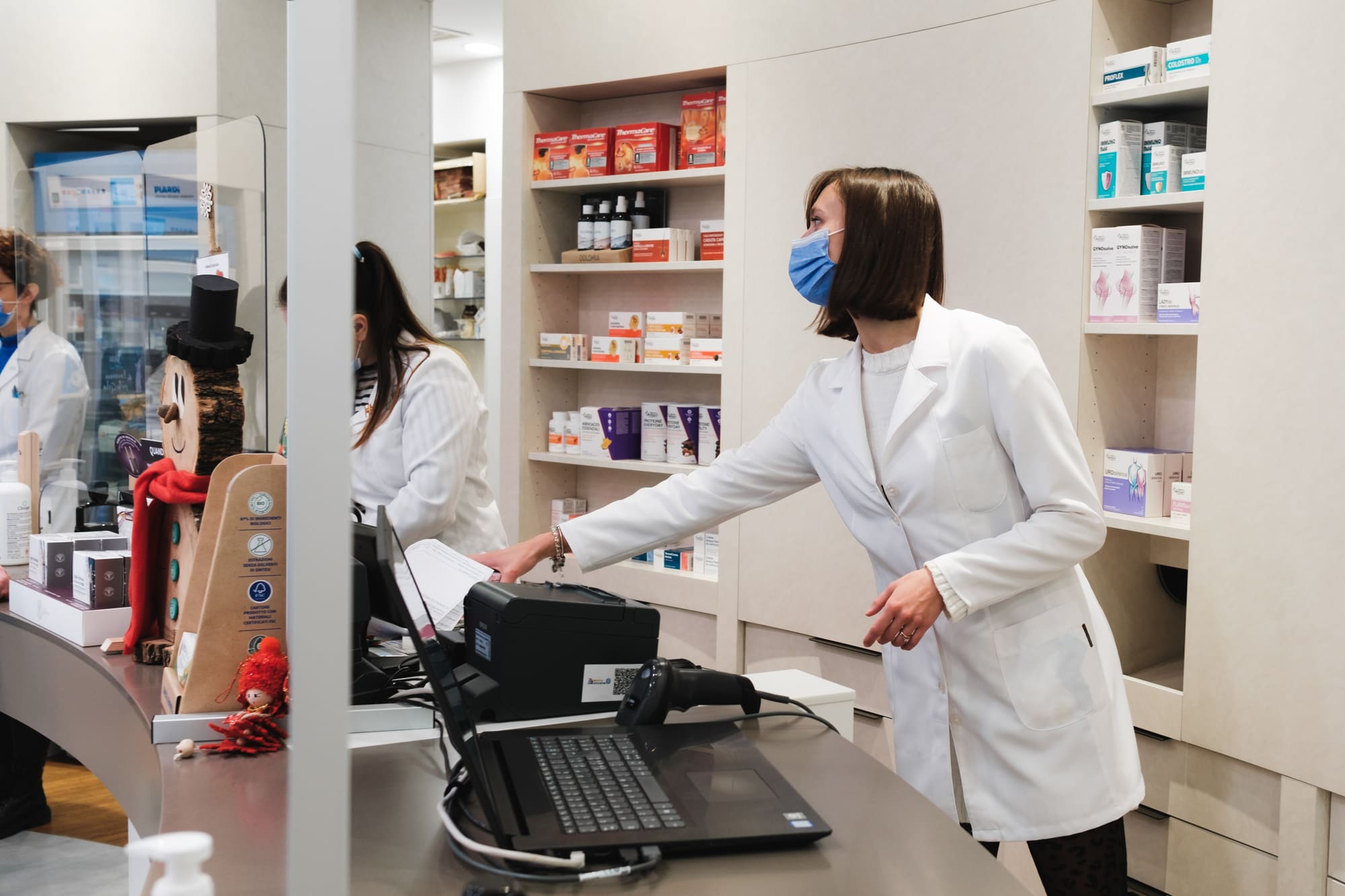Farmacia Molinari reception